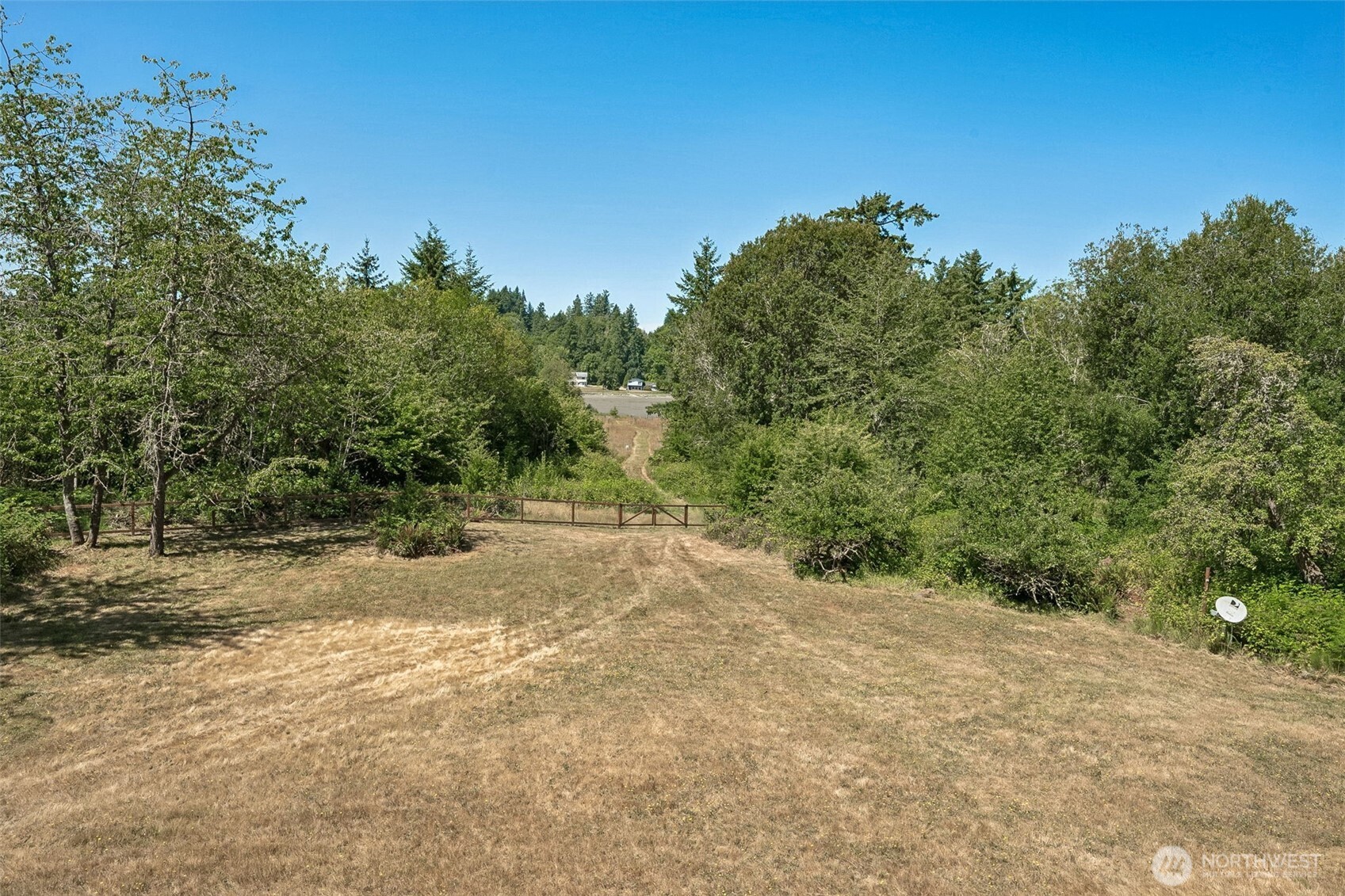 5415 Johnson Point Road Northeast Olympia, WA 98516 - Photo 5 of 40