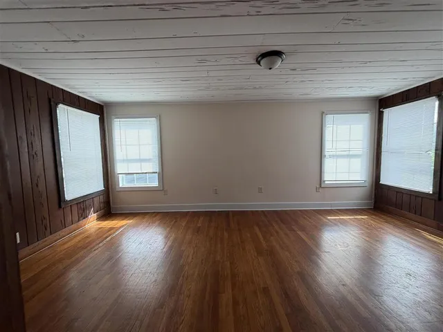 $208,000 | 643 11th Street, Lake Charles, LA 70601