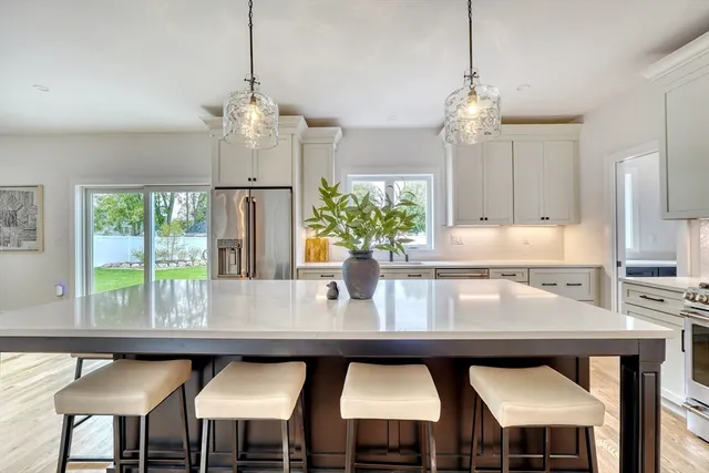 $1,850,000 | 6 Callahan Drive, Woburn, MA 01801