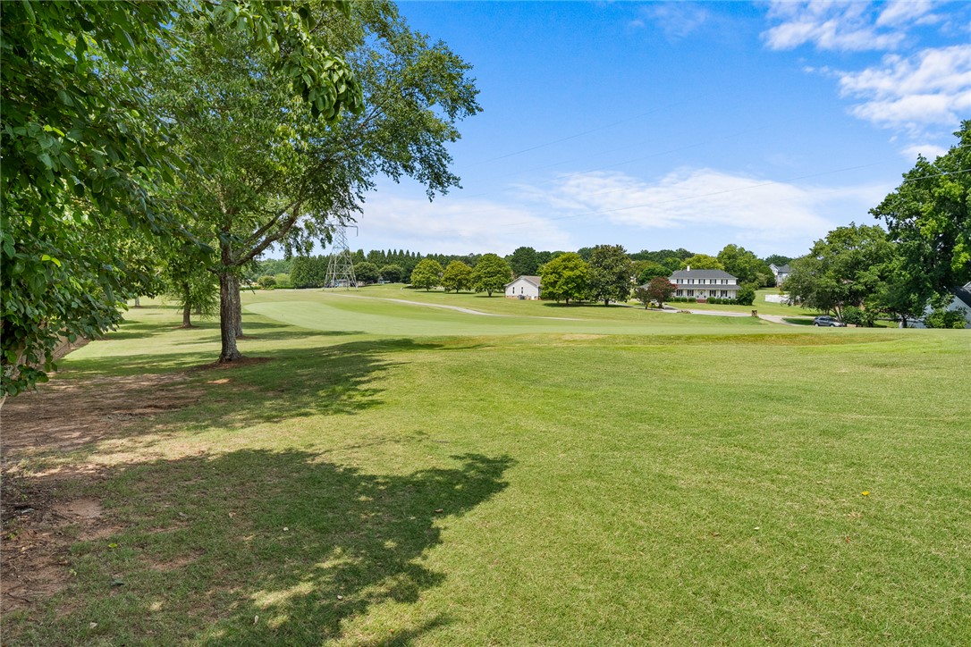 109 Prestwick Court Easley, SC 29642 - Photo 40 of 45