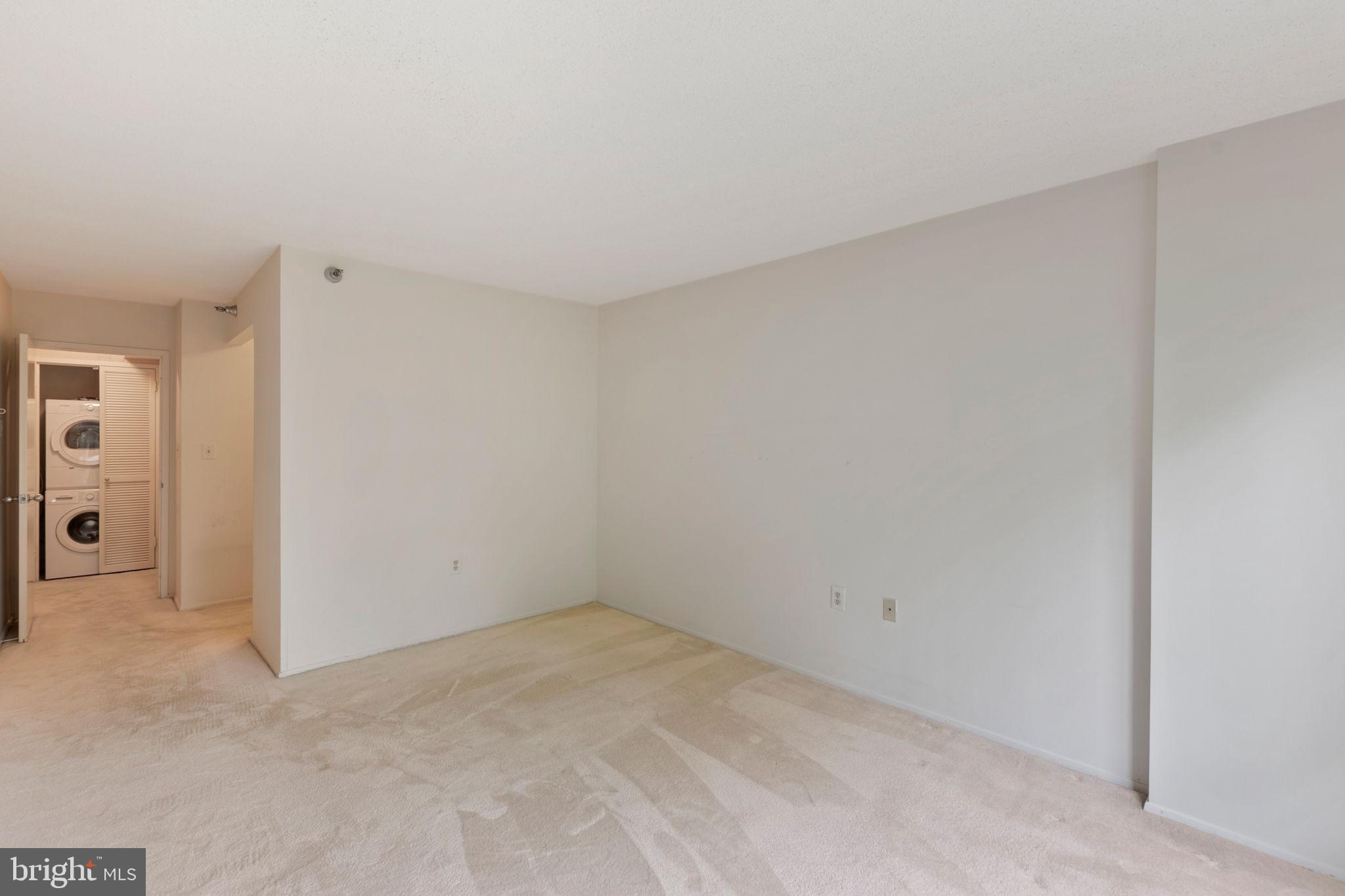 1808 Old Meadow Road, Unit 717 McLean, VA 22102 - Photo 25 of 48 Owner's suite