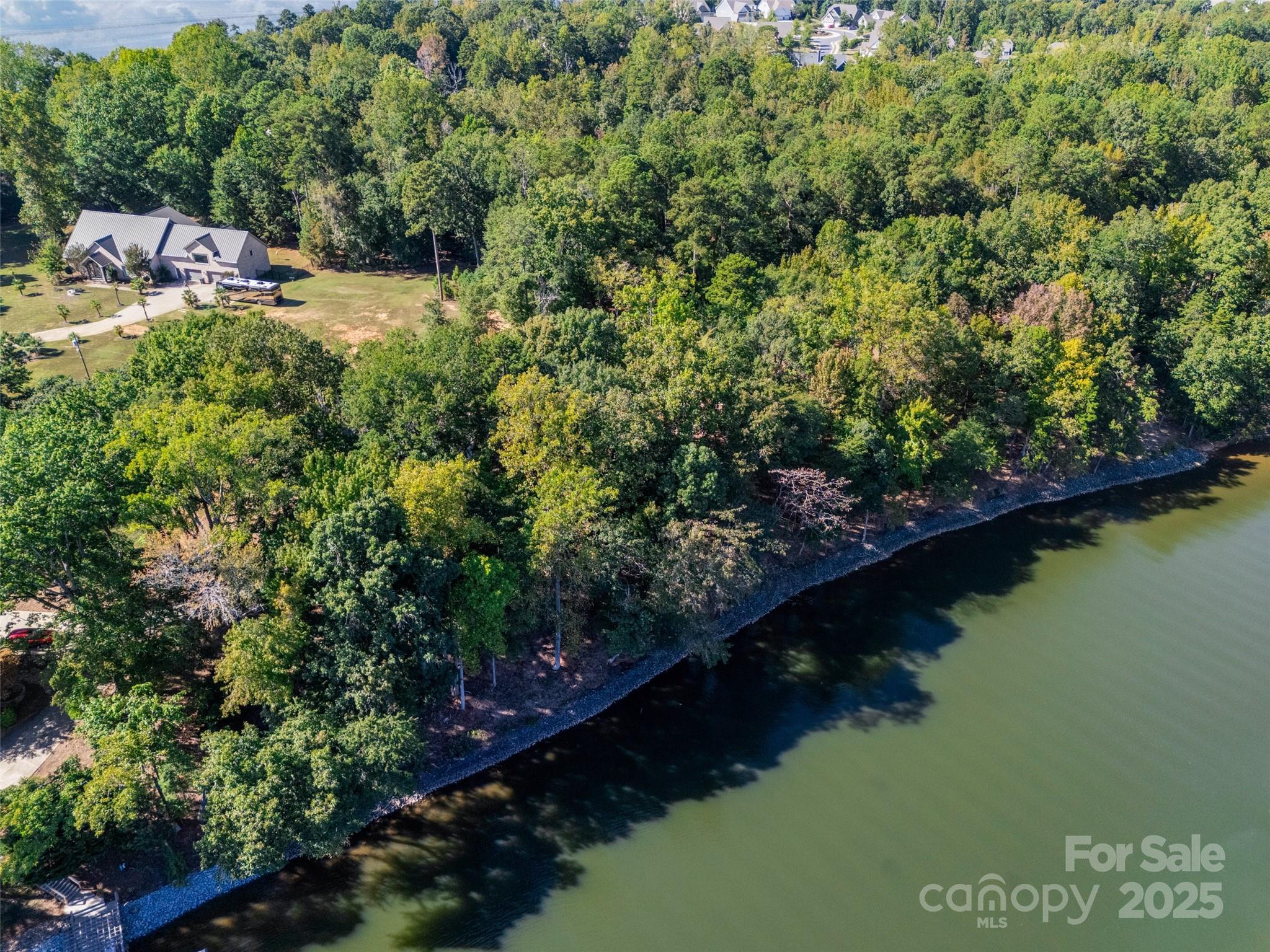 16512 Harbor View Road Charlotte, NC 28278 - Photo 8 of 12 Gallery Image 8