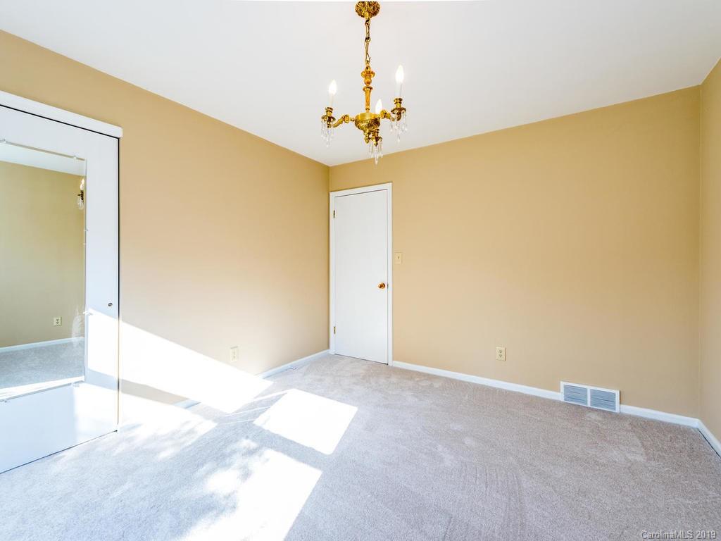 1093 Jenkins Valley Road Alexander, NC 28701 - Photo 24 of 36 Gallery Image 24