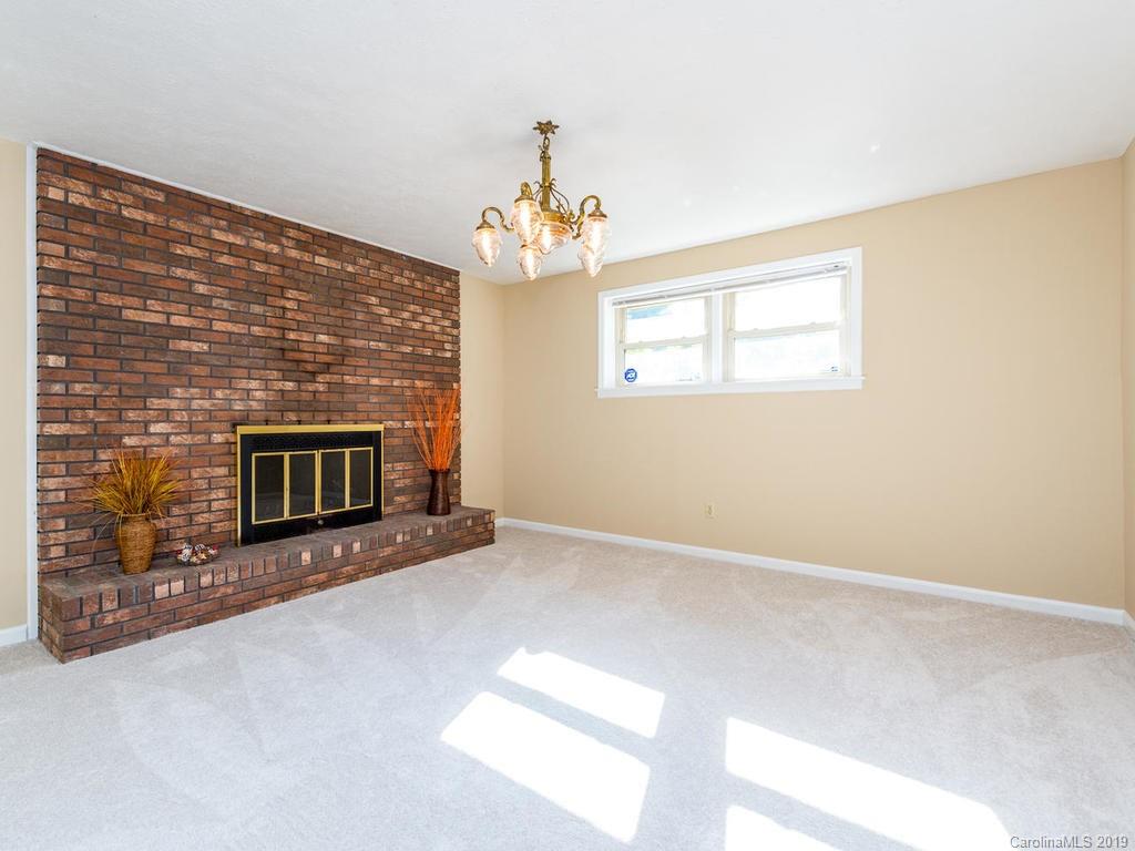 1093 Jenkins Valley Road Alexander, NC 28701 - Photo 25 of 36 Gallery Image 25