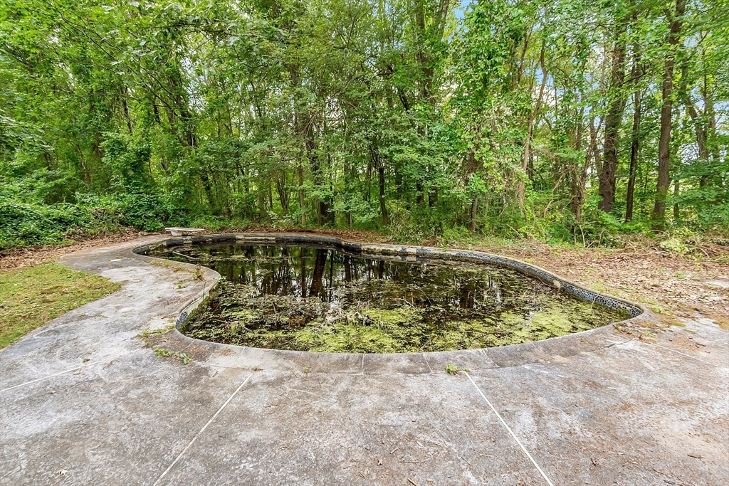 10 Tallard Road Westford, MA 01886 - Photo 36 of 42 Gallery Image 36