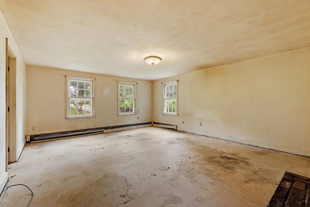 10 Tallard Road Westford, MA 01886 - Photo 6 of 42 Gallery Image 6