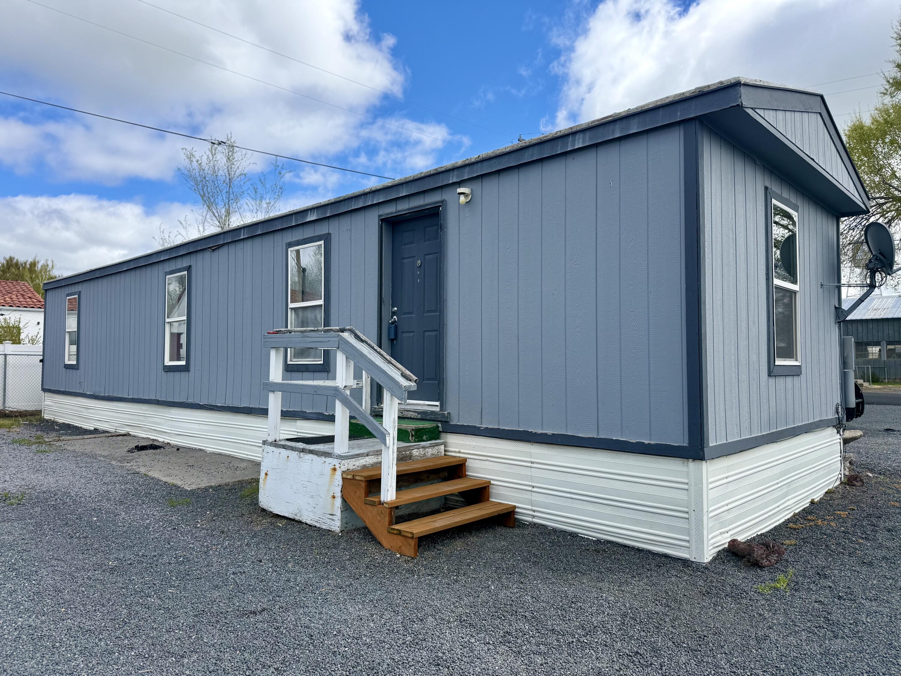 425 West Front Street, Unit 7 Merrill, OR 97633 - Photo 1 of 20 IMG_0005