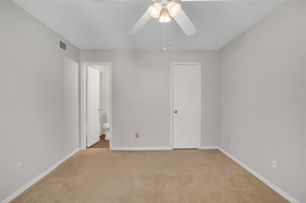 1029 South Hiawassee Road, Unit 2424 Orlando, FL 32835 - Photo 19 of 38