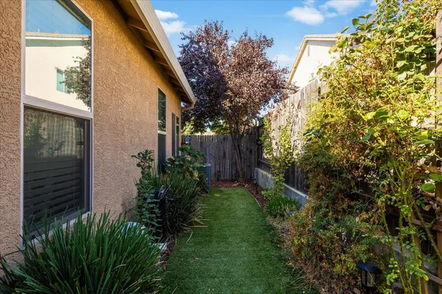 $557,500 | 9428 Malbec Street, Roseville, CA 95747