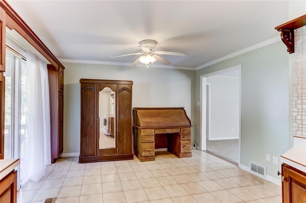 2925 Springfield Jamestown Road Springfield, OH 45506 - Photo 7 of 47