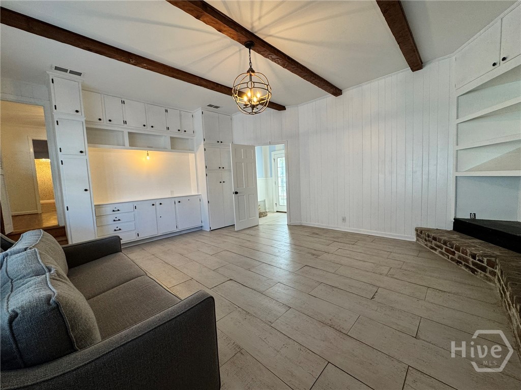 5 Reynolds Circle Savannah, GA 31405 - Photo 14 of 33 Sunken Library / Flex Space/ Den