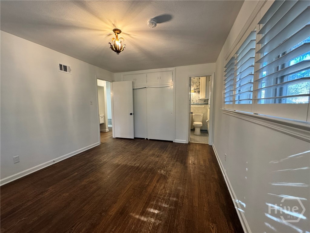 5 Reynolds Circle Savannah, GA 31405 - Photo 21 of 33 Guest Bedroom 2