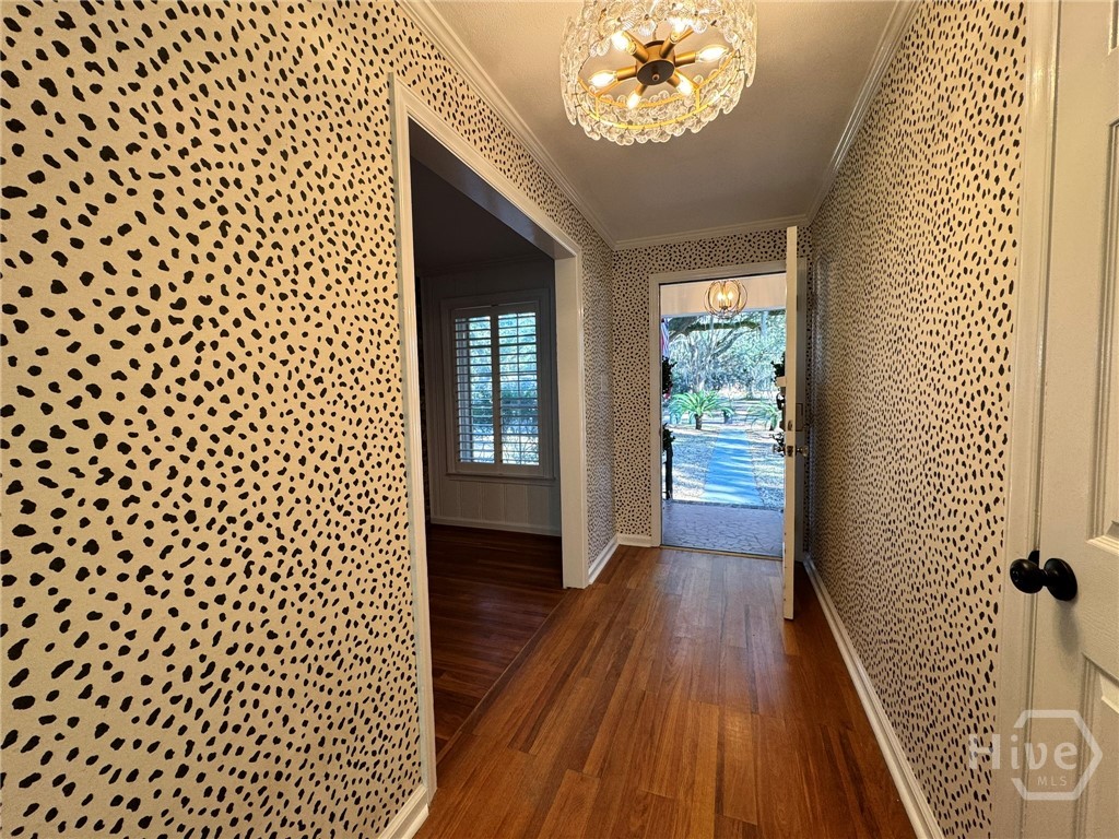 5 Reynolds Circle Savannah, GA 31405 - Photo 3 of 33 Entry Way