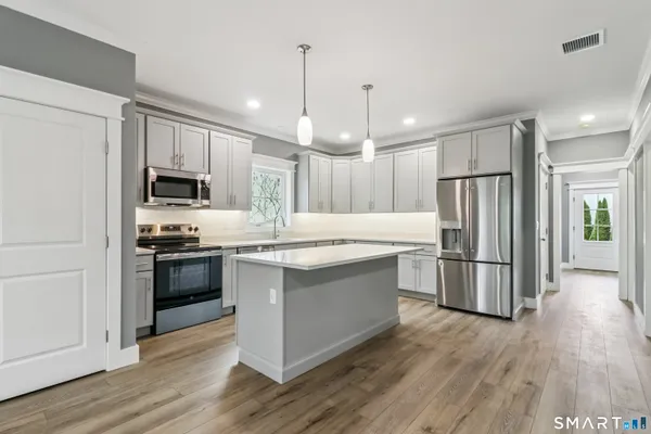 $449,900 | 370 Emmett Street, Unit 43, Bristol, CT 06010