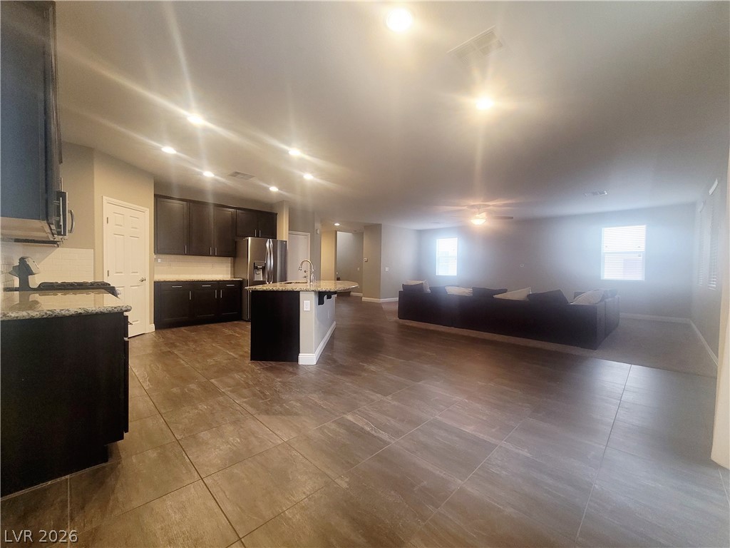 952 Pretty Fire Street Las Vegas, NV 89178 - Photo 4 of 26