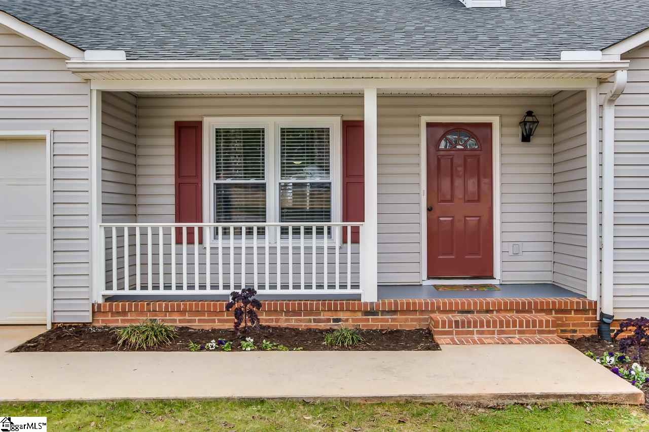 124 Rochester Road Easley, SC 29640 - Photo 3 of 29 Gallery Image 3