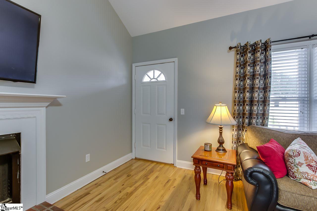 124 Rochester Road Easley, SC 29640 - Photo 5 of 29 Gallery Image 5