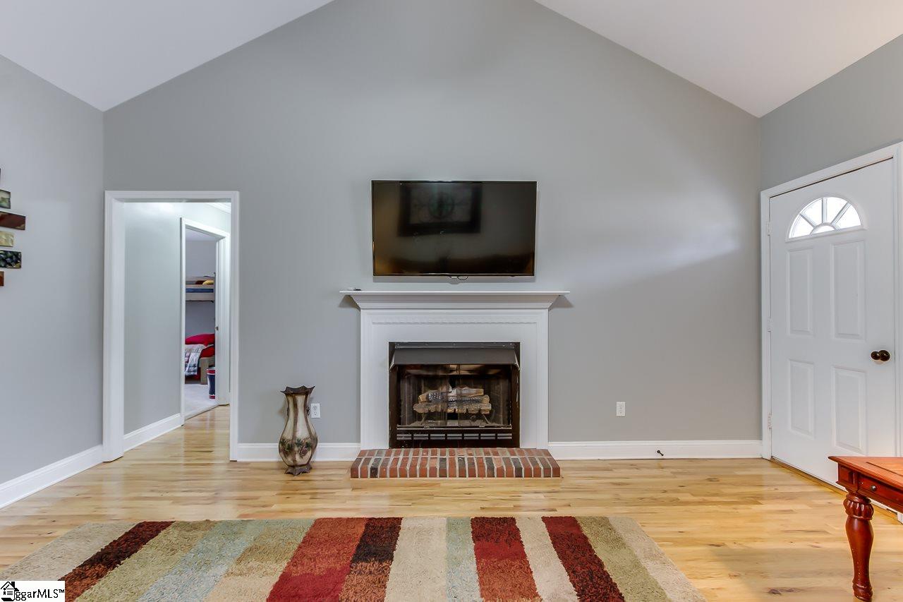 124 Rochester Road Easley, SC 29640 - Photo 8 of 29 Gallery Image 8