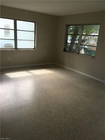 $1,795 | 914 San Remo Avenue, Naples, FL 34104