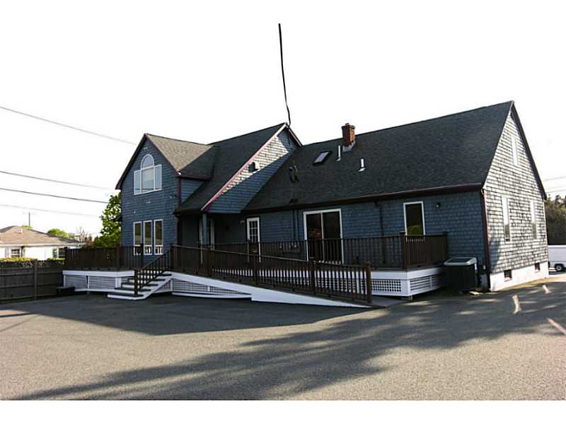 88 Valley Road Middletown, RI 02842 - Photo 2 of 20 Exterior Front.