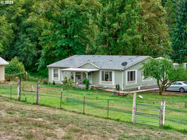 $585,000 | 5041 North Myrtle Road, Myrtle Creek, OR 97457