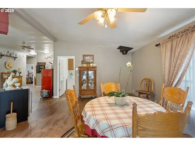 $585,000 | 5041 North Myrtle Road, Myrtle Creek, OR 97457