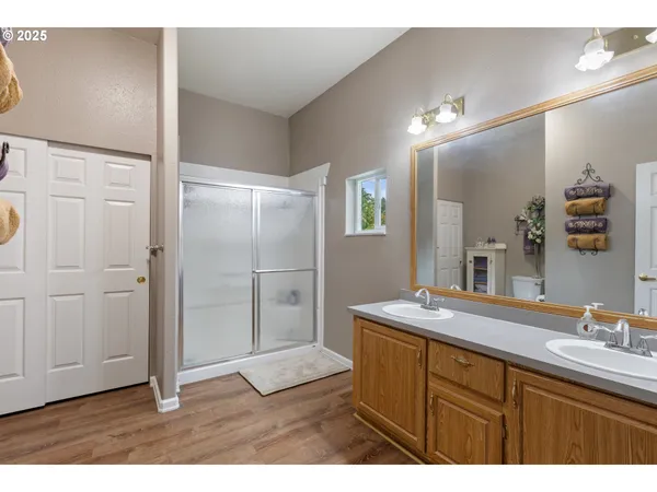 $585,000 | 5041 North Myrtle Road, Myrtle Creek, OR 97457