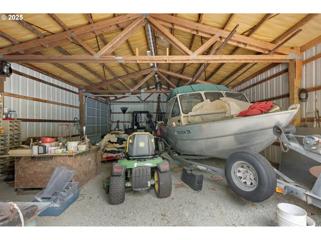 $585,000 | 5041 North Myrtle Road, Myrtle Creek, OR 97457