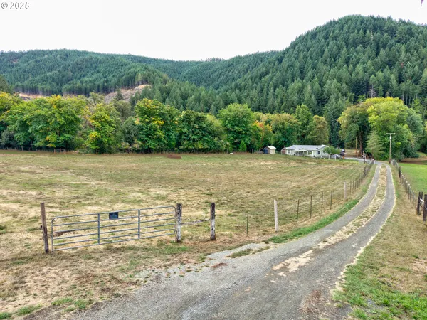 $585,000 | 5041 North Myrtle Road, Myrtle Creek, OR 97457