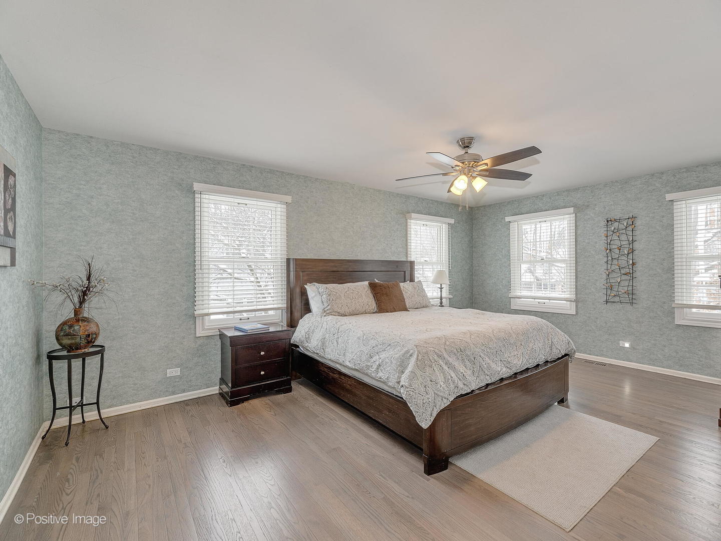 520 County Line Court Hinsdale, IL 60521 - Photo 18 of 33 a bedroom with a bed and window