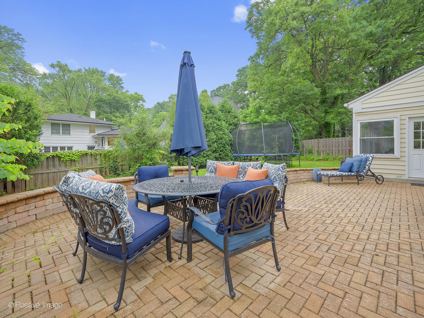 520 County Line Court Hinsdale, IL 60521 - Photo 30 of 33 a view of a patio with a table chairs and a backyard