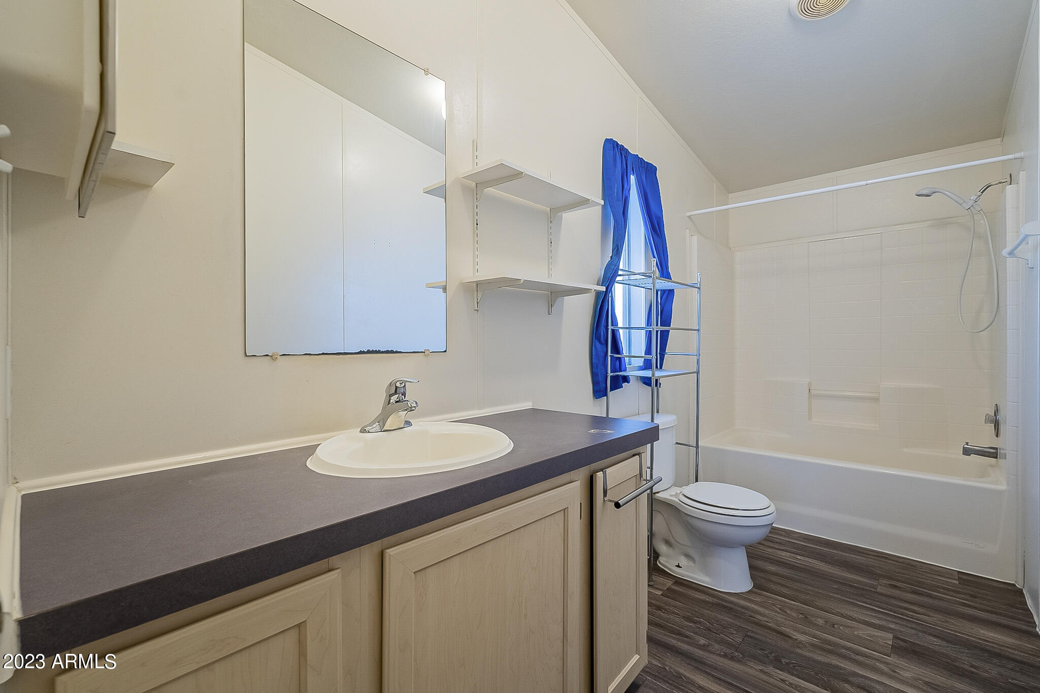 11359 Coloma Road Arizona City, AZ 85123 - Photo 7 of 12 MBath