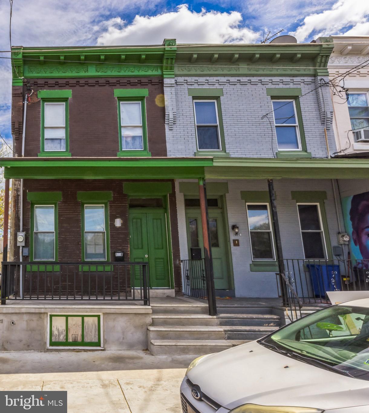 1126 West Glenwood Ave  