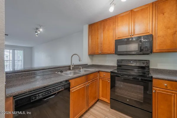 $2,295 | 19 Arbor Club Drive, Unit 211, Ponte Vedra Beach, FL 32082
