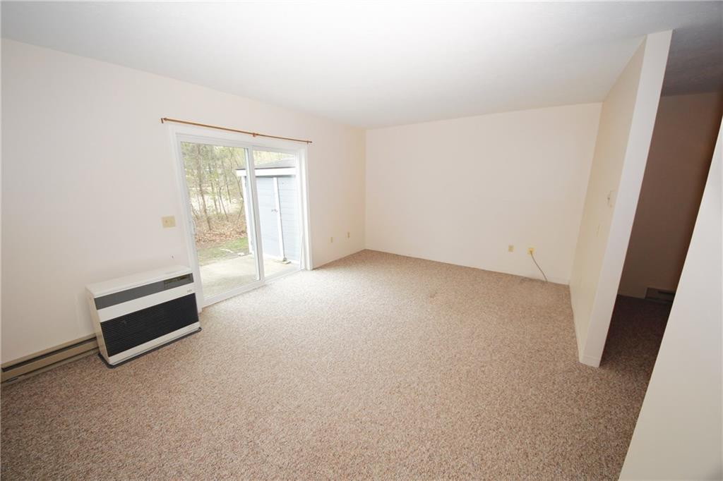 24 Witham Street, Unit 14 Springvale, ME 04083 - Photo 11 of 16 Photo