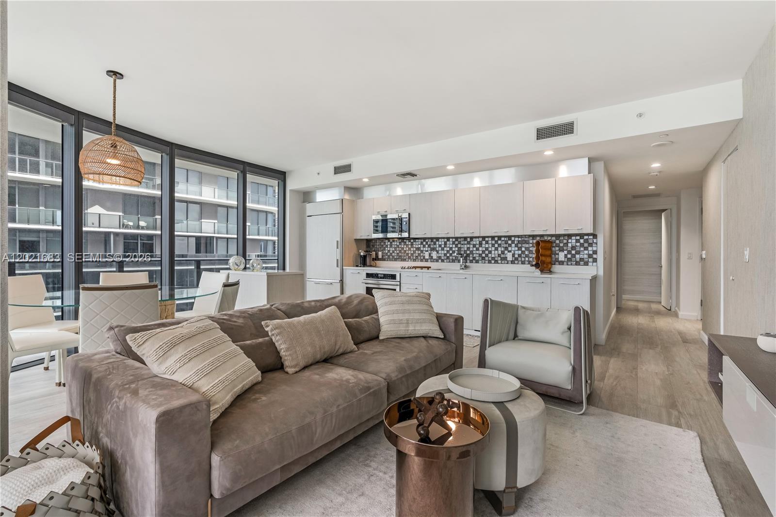 55 Southwest 9th Street, Unit 4001 Miami, FL 33130 - Photo 6 of 34