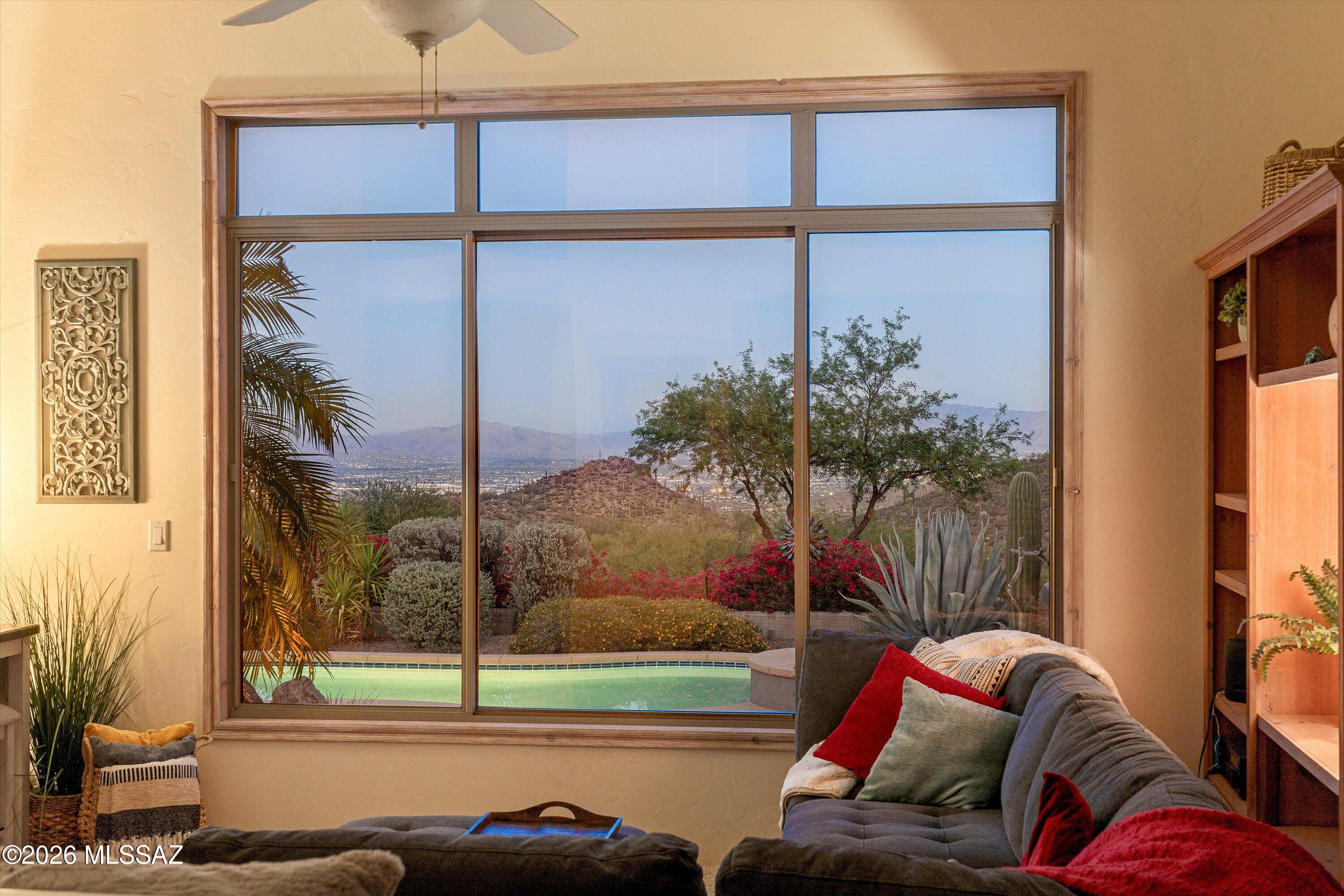 6262 West Trails End Road Tucson, AZ 85745 - Photo 6 of 51 Family Room