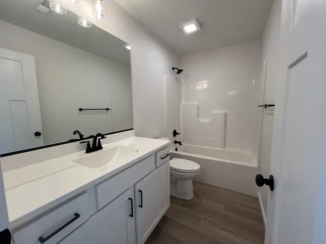 $309,900 | 14 Eric Court, Bloomington, IL 61705