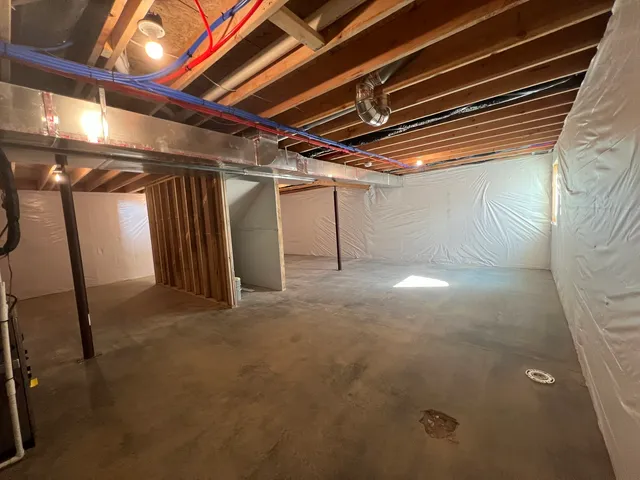 $309,900 | 14 Eric Court, Bloomington, IL 61705