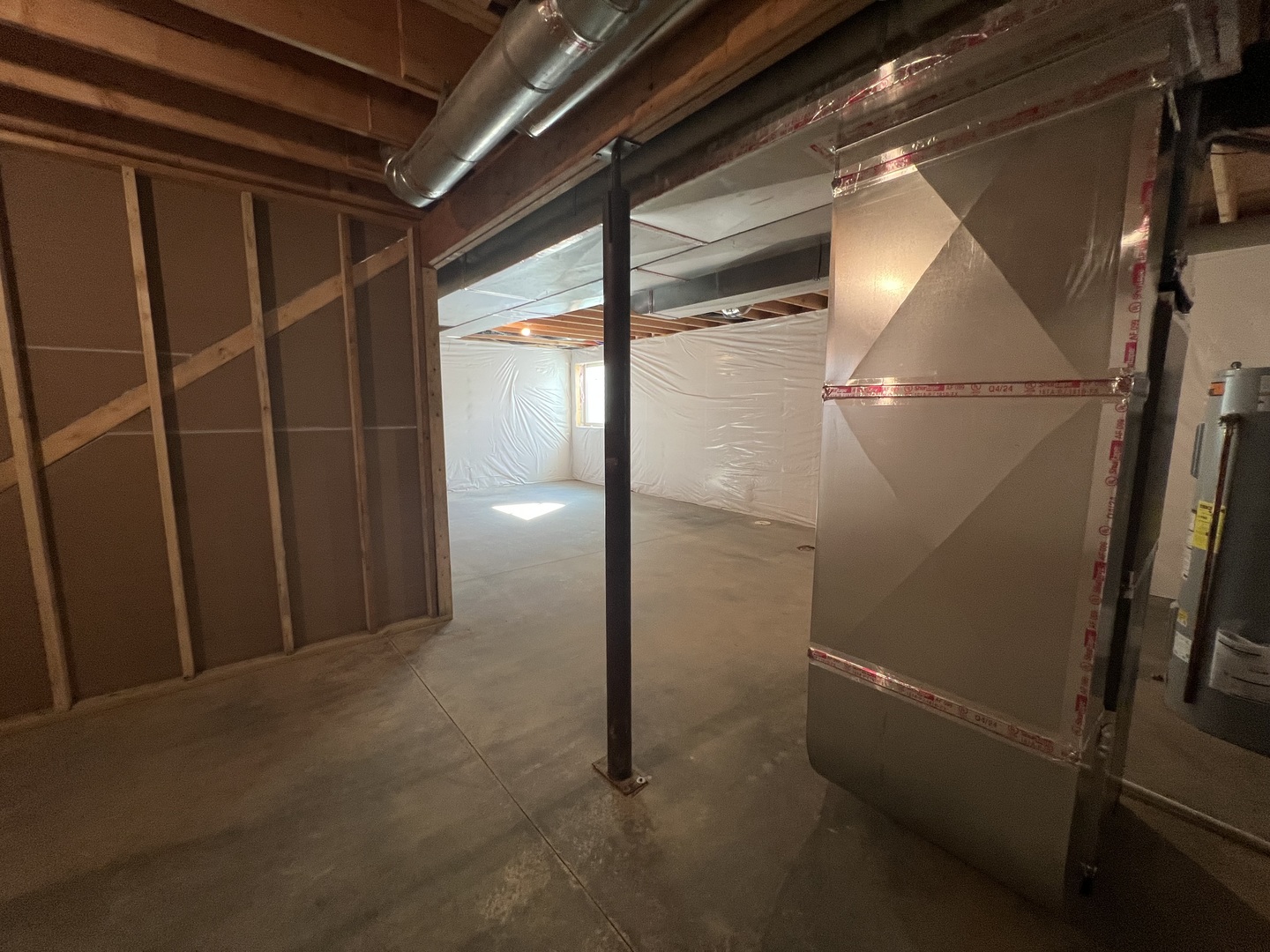 14 Eric Court Bloomington, IL 61705 - Photo 20 of 22 a view of water heater room