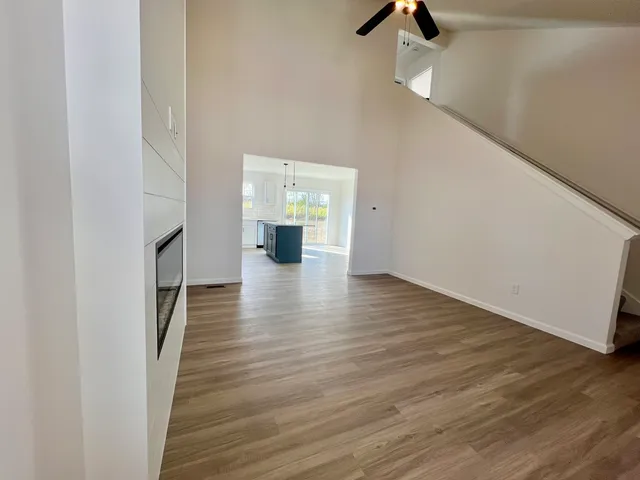 $309,900 | 14 Eric Court, Bloomington, IL 61705