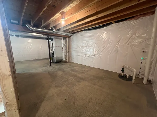 $309,900 | 14 Eric Court, Bloomington, IL 61705