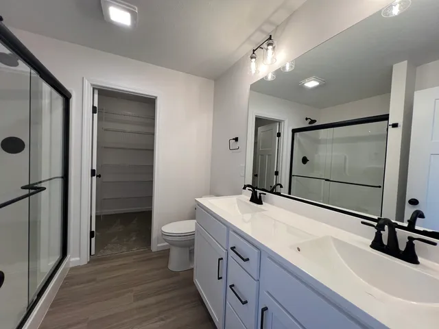 $309,900 | 14 Eric Court, Bloomington, IL 61705