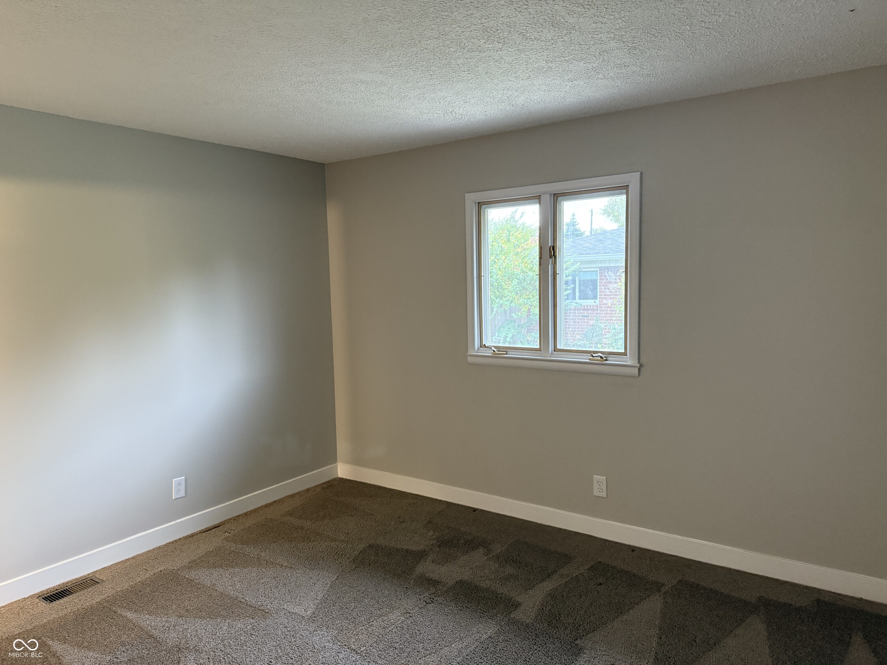 223 Carlin Drive Carmel, IN 46032 - Photo 11 of 28