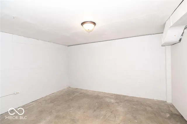 $2,700 | 223 Carlin Drive, Carmel, IN 46032