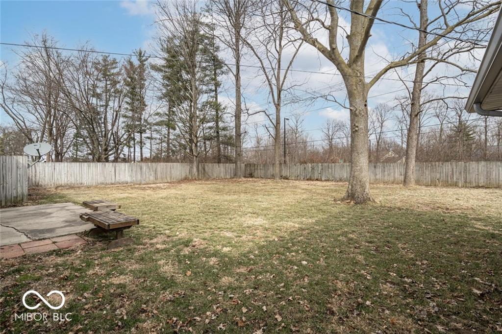 223 Carlin Drive Carmel, IN 46032 - Photo 26 of 28