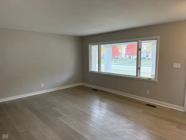 $2,700 | 223 Carlin Drive, Carmel, IN 46032