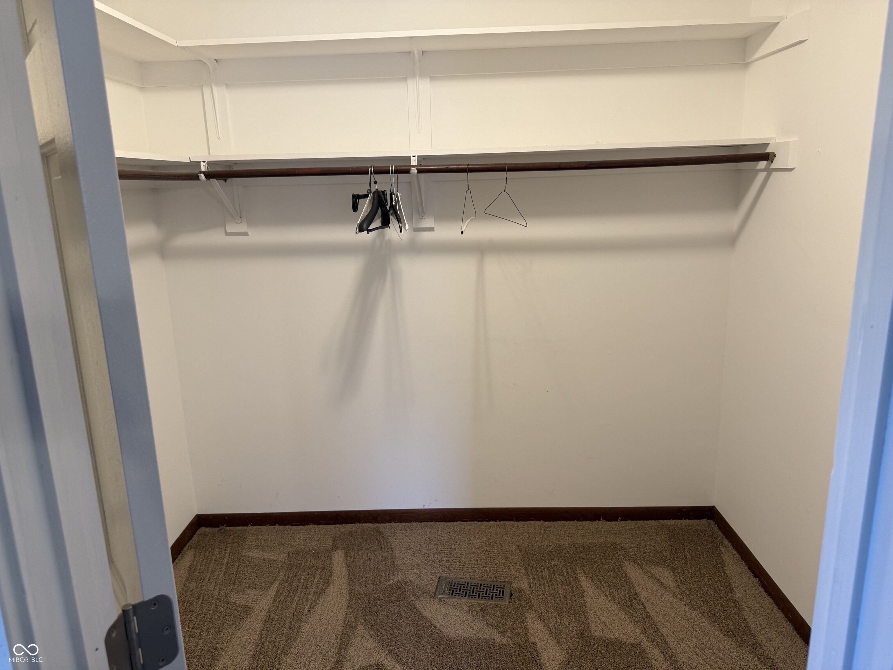 223 Carlin Drive Carmel, IN 46032 - Photo 10 of 28