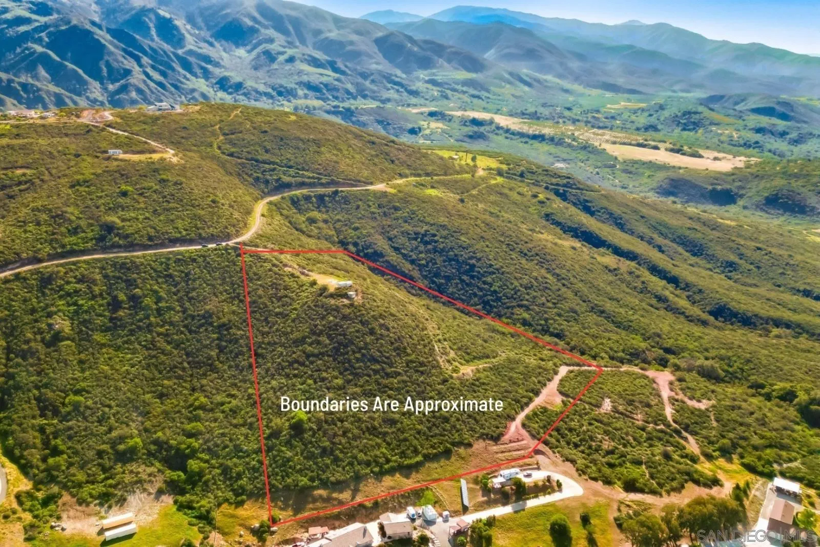 0 Sunset Peak, Unit 7 Pala, CA 92059 - Photo 14 of 22 a view of a yard