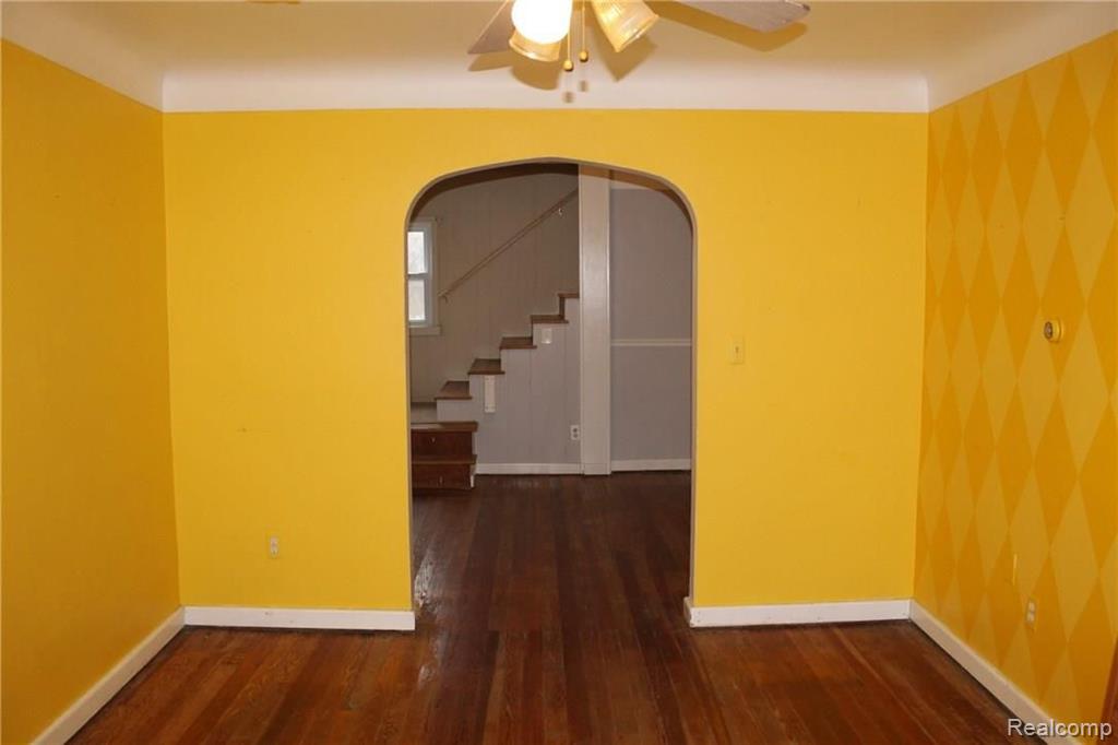 3397 East Atherton Road Burton, MI 48529 - Photo 9 of 28